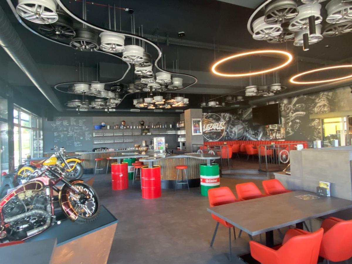 Ringrast Das Erlebnishotel Beim Red Bull Ring Spielberg Bei Knittelfeld Eksteriør bilde